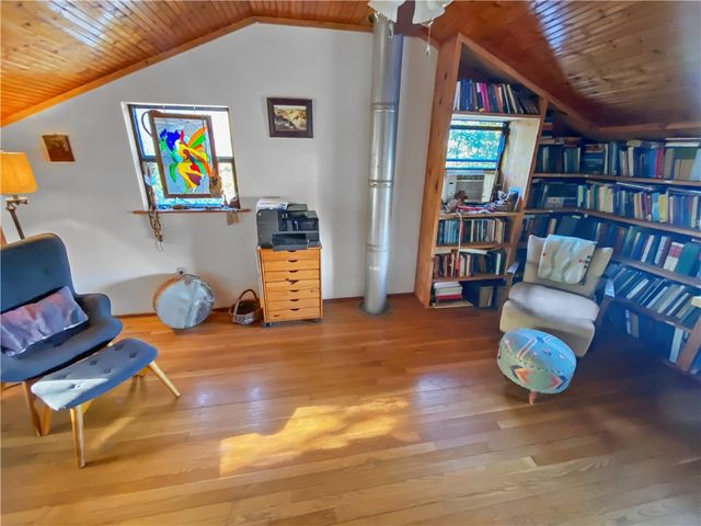 2306 NC Road 8050, Jasper, AR 72641