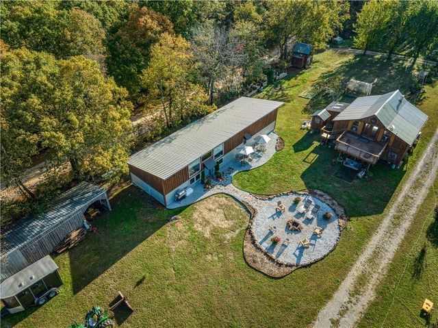 2306 NC Road 8050, Jasper, AR 72641