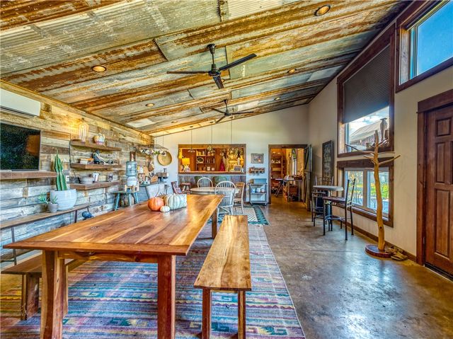 2306 NC Road 8050, Jasper, AR 72641