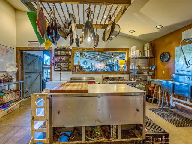 2306 NC Road 8050, Jasper, AR 72641