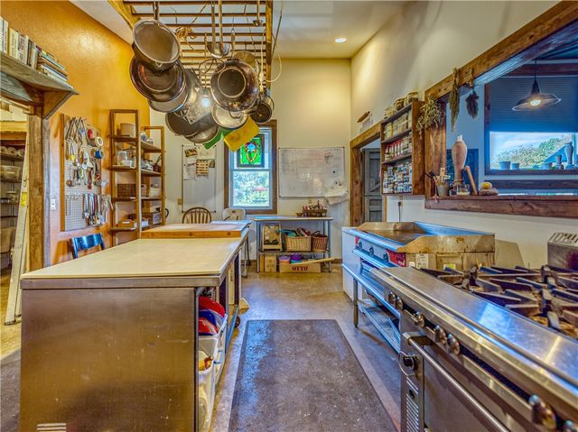 2306 NC Road 8050, Jasper, AR 72641