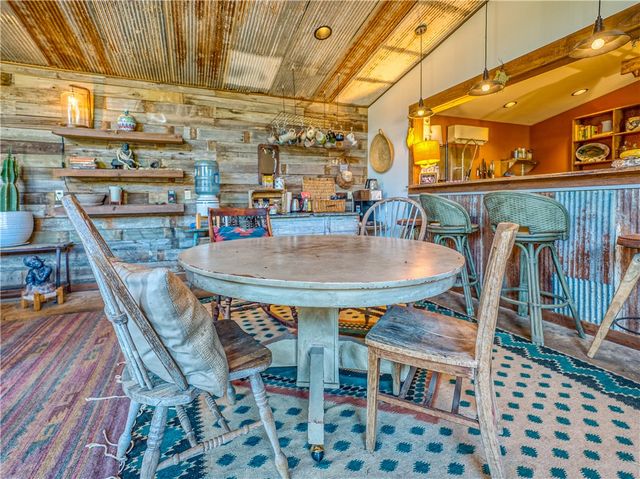 2306 NC Road 8050, Jasper, AR 72641