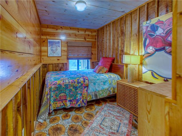 2306 NC Road 8050, Jasper, AR 72641