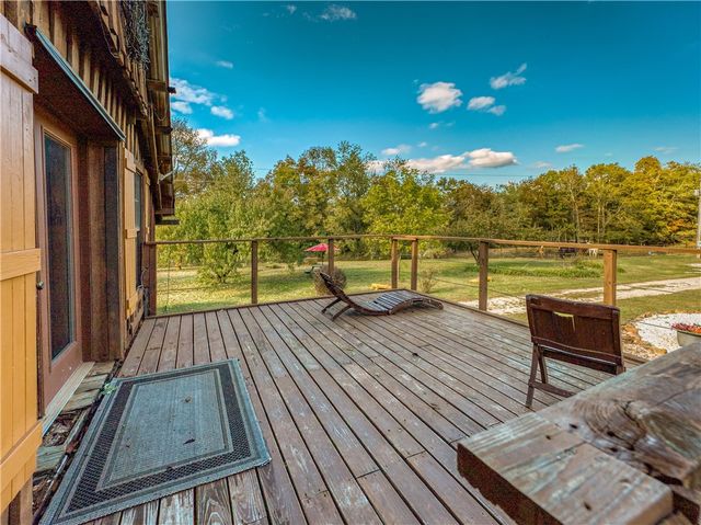 2306 NC Road 8050, Jasper, AR 72641