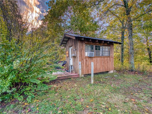 2306 NC Road 8050, Jasper, AR 72641