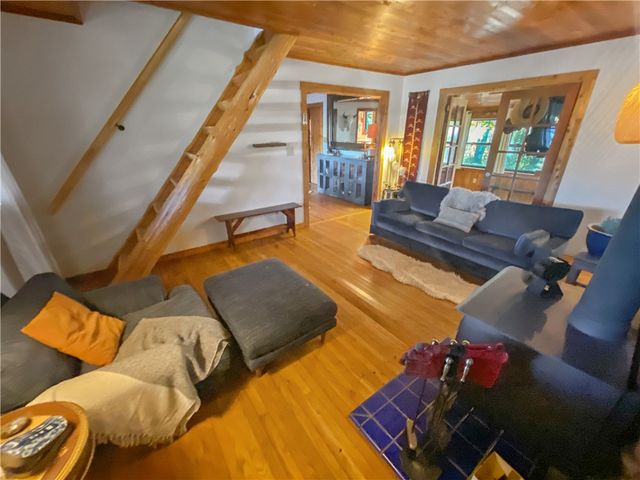 2306 NC Road 8050, Jasper, AR 72641