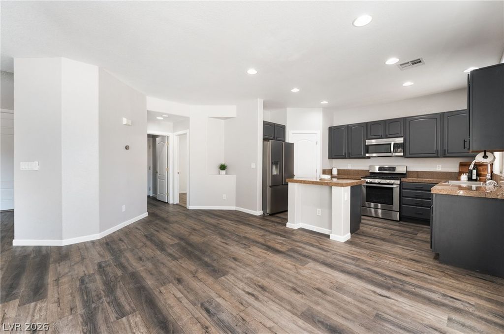 6527 Velvet Silk Street, North Las Vegas, NV 89084 — photo 3
