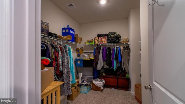 122 CLERKENWELL DR, Stephens City, VA 22655
