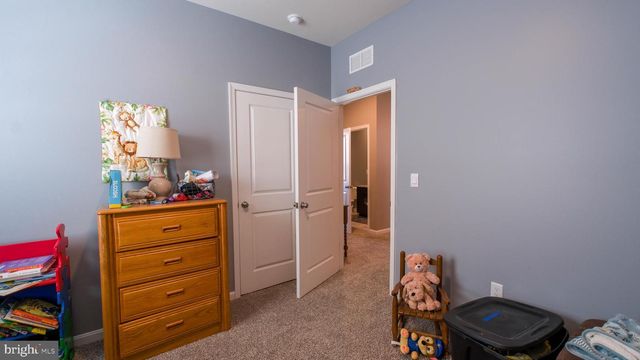 122 CLERKENWELL DR, Stephens City, VA 22655