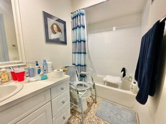 9301 SW 92nd Avenue A407, Miami, FL 33176