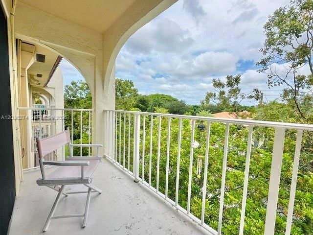 9301 SW 92nd Avenue A407, Miami, FL 33176