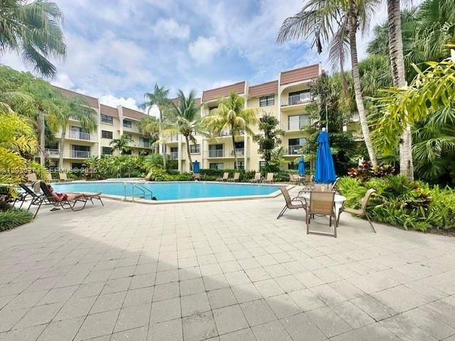 9301 SW 92nd Avenue A407, Miami, FL 33176