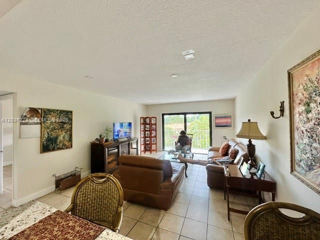 9301 SW 92nd Avenue A407, Miami, FL 33176