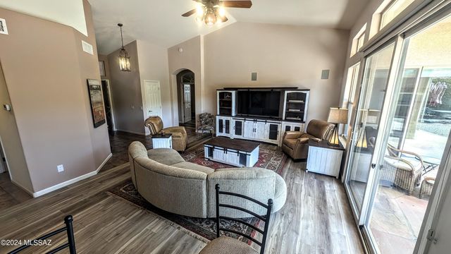 38162 S Desert Bluff Drive, Tucson, AZ 85739
