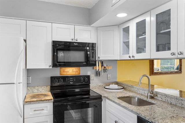 4601 Greenbriar Dr Unit 406, Little River, SC 29566