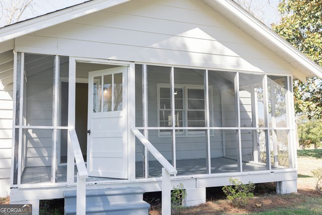 98 Hearn Road, Lagrange, GA 30240