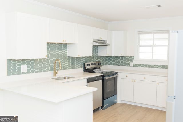 98 Hearn Road, Lagrange, GA 30240