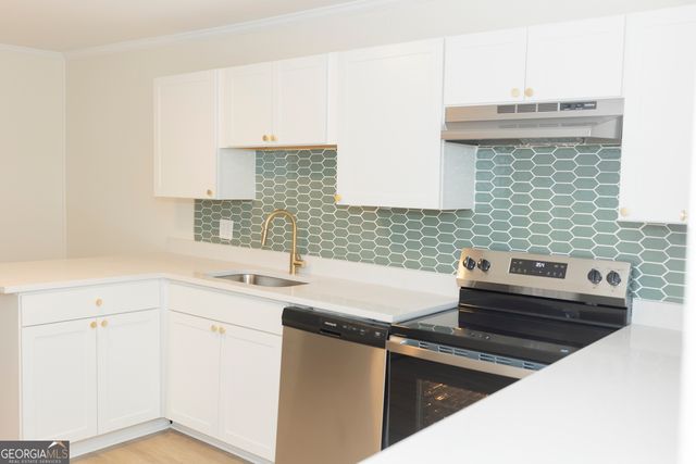 98 Hearn Road, Lagrange, GA 30240