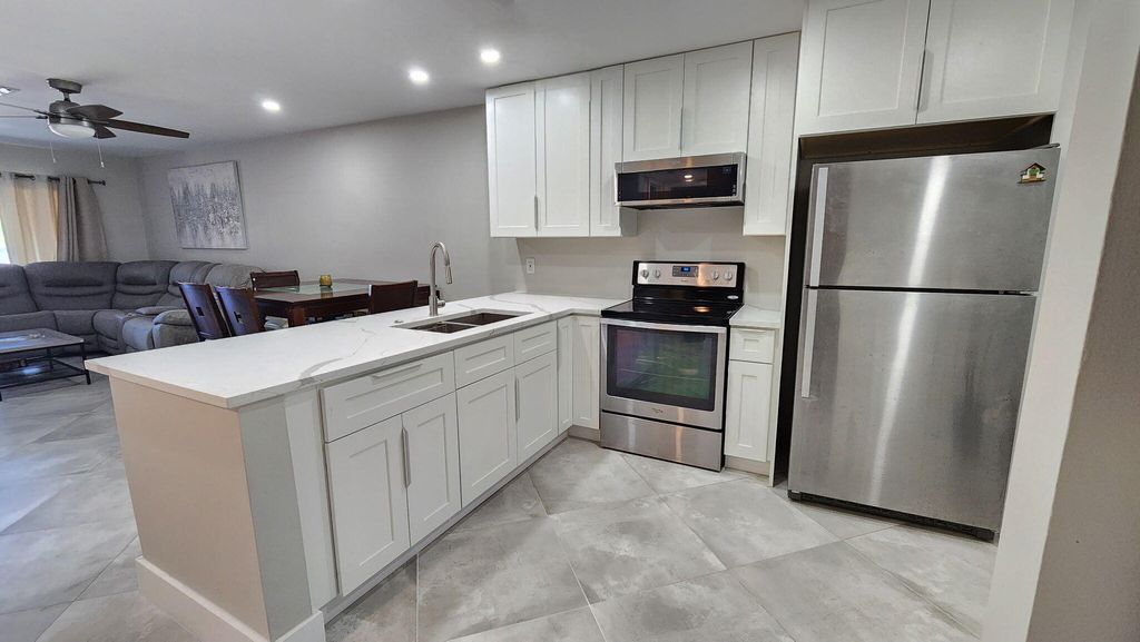 8605 W Sample Road 311, Coral Springs, FL 33065