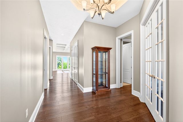 202 Indian Ridge Ln, North Strabane, PA 15317
