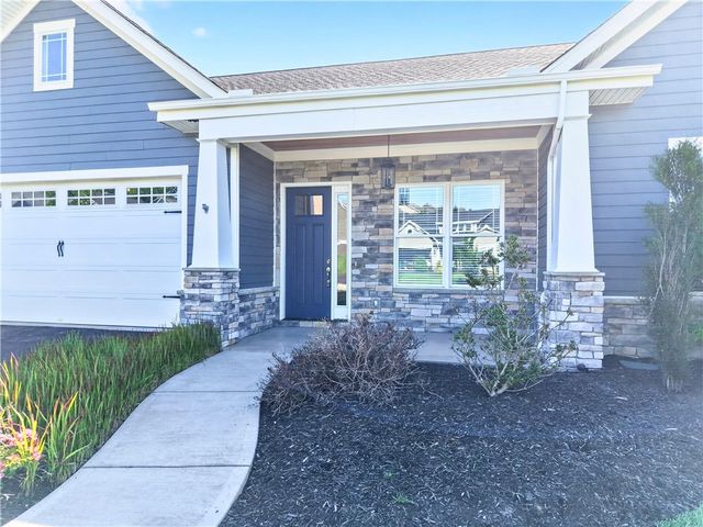 202 Indian Ridge Ln, North Strabane, PA 15317