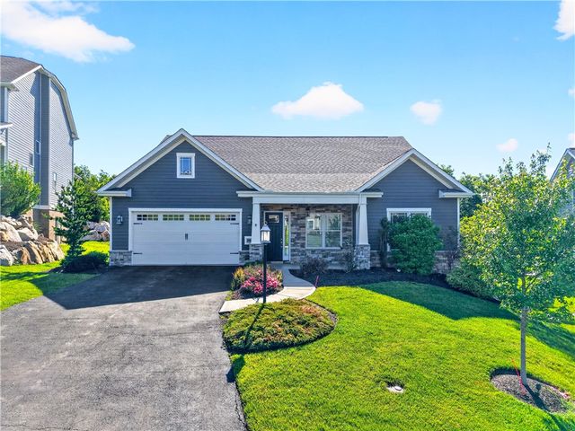 202 Indian Ridge Ln, North Strabane, PA 15317