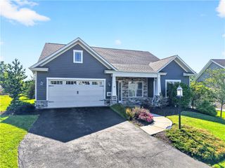 202 Indian Ridge Ln, North Strabane, PA 15317