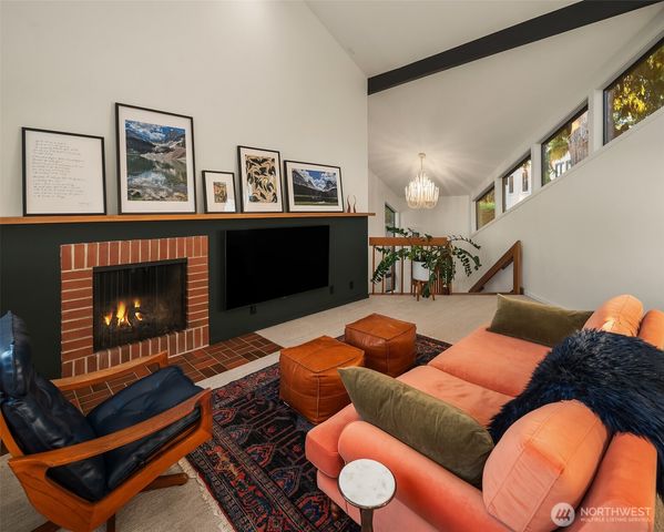 7515 SE 76th Street, Seattle, WA 98040