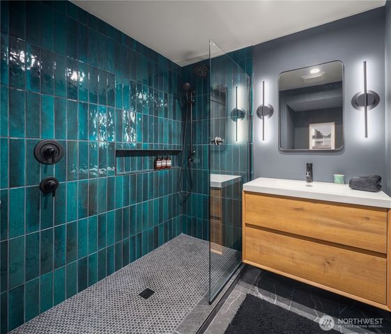 7515 SE 76th Street, Seattle, WA 98040