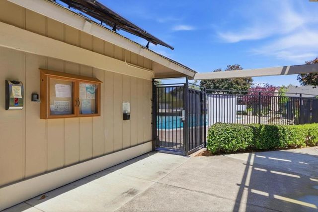 1358 Charmwood Square, San Jose, CA 95117