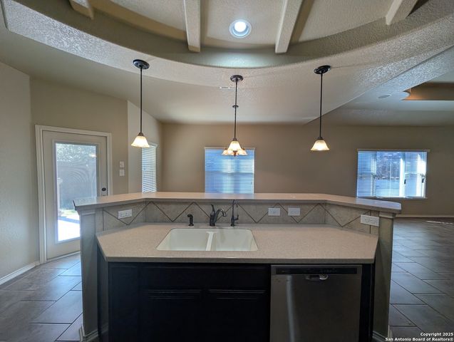 1326 Crow CT, San Antonio, TX 78245