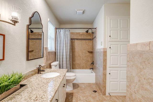 3928 Stonehenge Road, Fort Worth, TX 76109