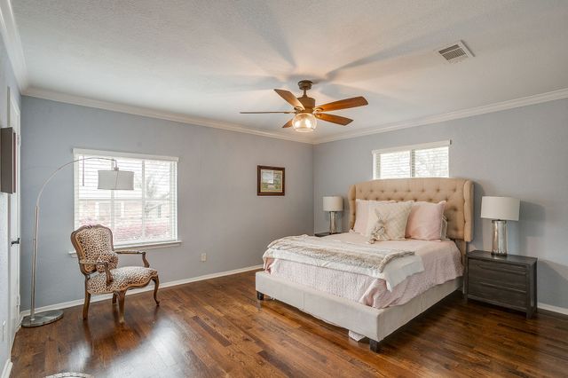 3928 Stonehenge Road, Fort Worth, TX 76109