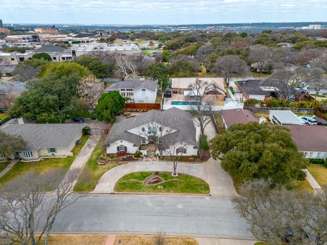 3928 Stonehenge Road, Fort Worth, TX 76109