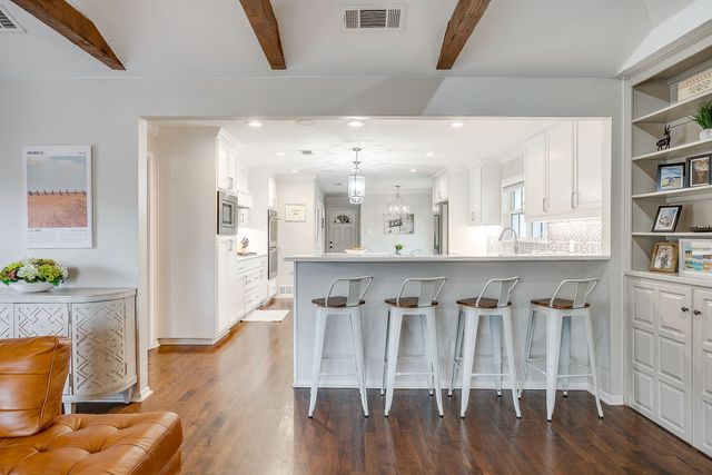 3928 Stonehenge Road, Fort Worth, TX 76109