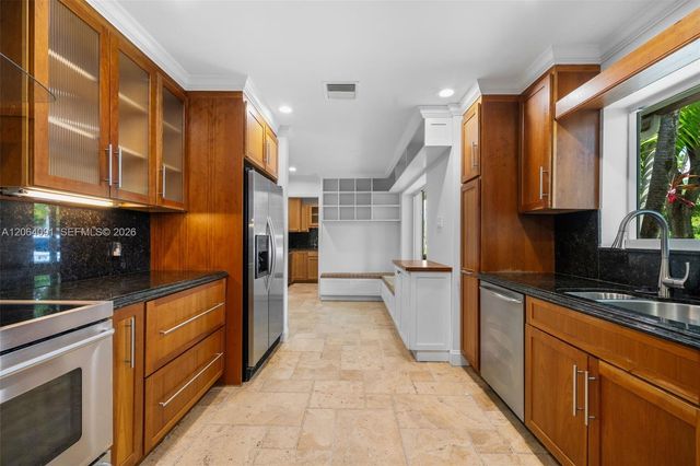 6200 Pine Ter, Plantation, FL 33317
