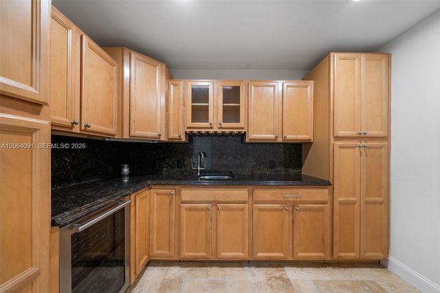 6200 Pine Ter, Plantation, FL 33317