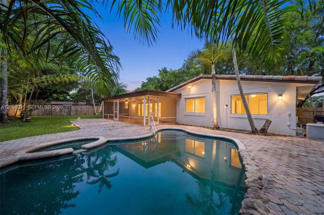 6200 Pine Ter, Plantation, FL 33317