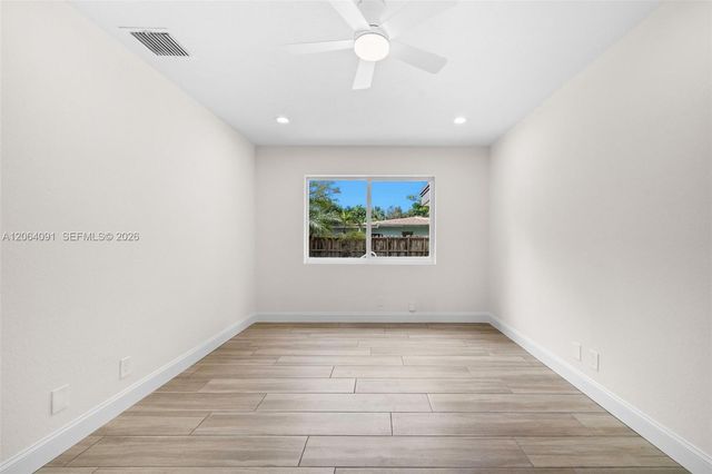6200 Pine Ter, Plantation, FL 33317