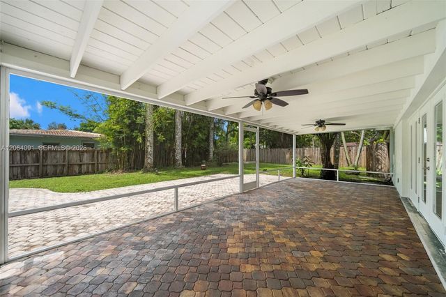 6200 Pine Ter, Plantation, FL 33317