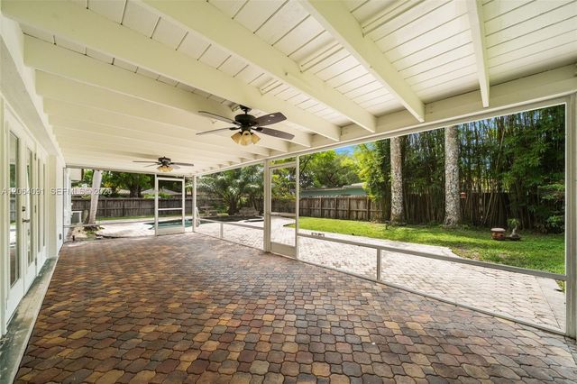 6200 Pine Ter, Plantation, FL 33317