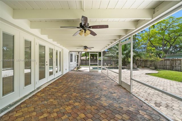 6200 Pine Ter, Plantation, FL 33317