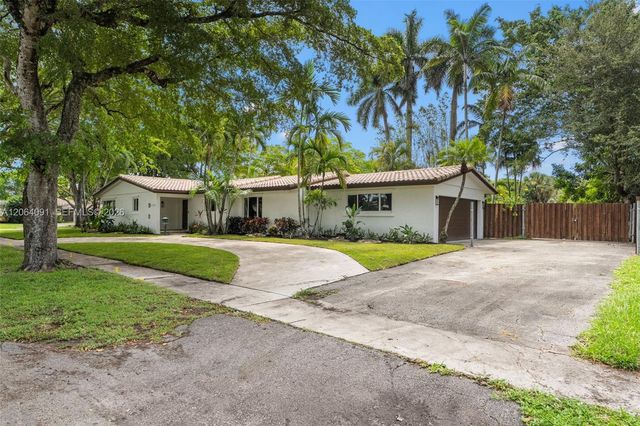 6200 Pine Ter, Plantation, FL 33317