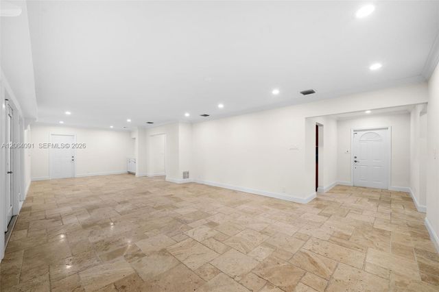 6200 Pine Ter, Plantation, FL 33317