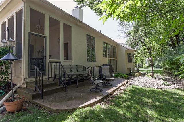 9118 Walmer Street, Overland Park, KS 66212