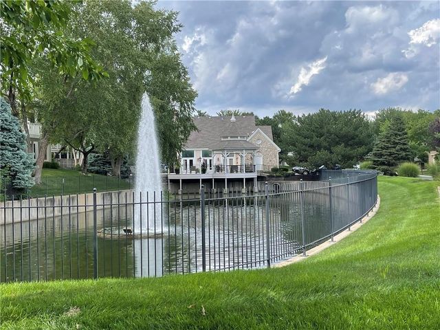 9118 Walmer Street, Overland Park, KS 66212