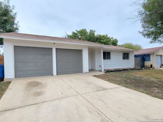 9515 Valley Dale, San Antonio, TX 78250