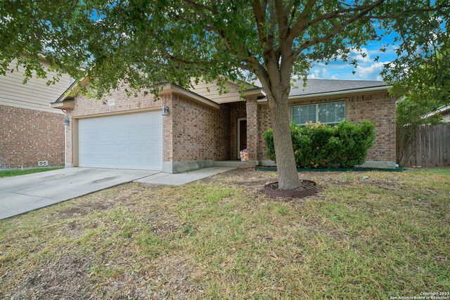 8230 GRISSOM CIR, San Antonio, TX 78251