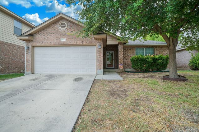 8230 GRISSOM CIR, San Antonio, TX 78251