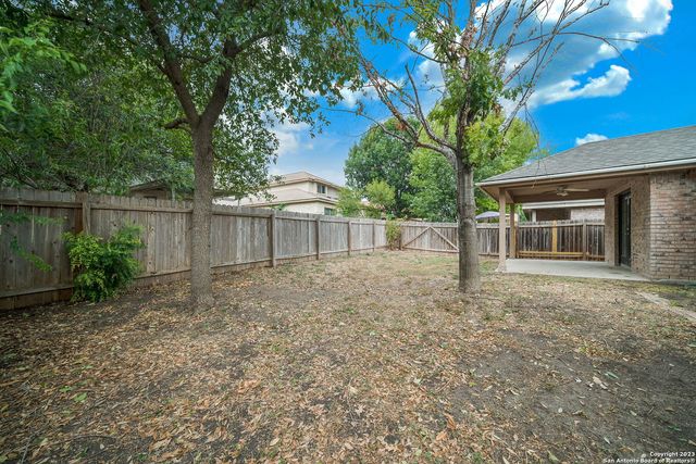 8230 GRISSOM CIR, San Antonio, TX 78251